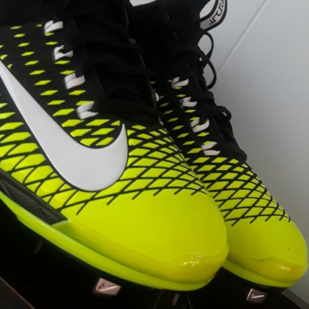 Size 13 Nike: Mike Trout 27 Edition New